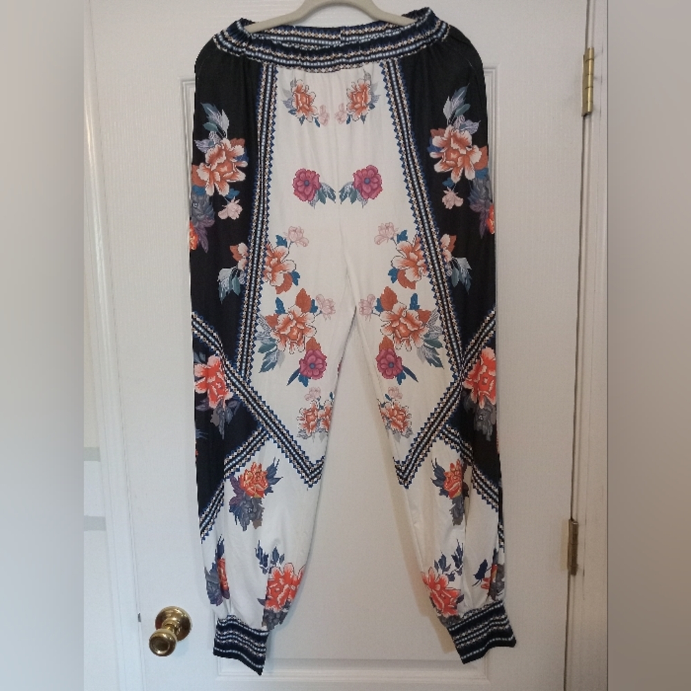 2 Peice Pants Suit